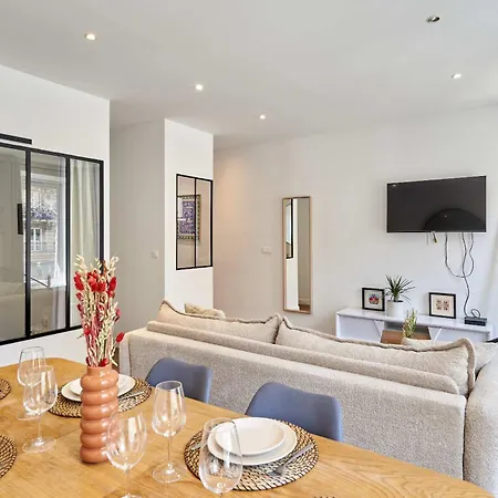 아파트 2 Bedrooms Center Of