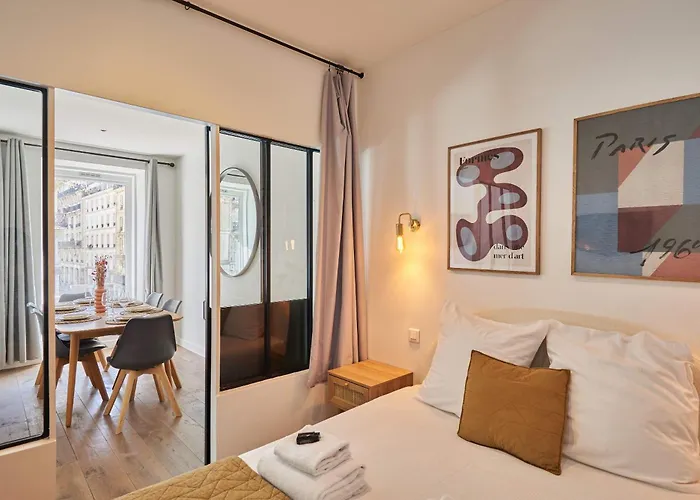 2 Bedrooms Center Of Apartmán